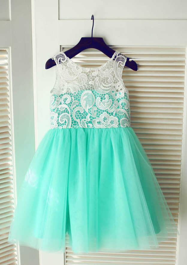 A-line/Princess Scoop Neck Knee-Length Lace Tulle Flower Girl Dresses With Lace