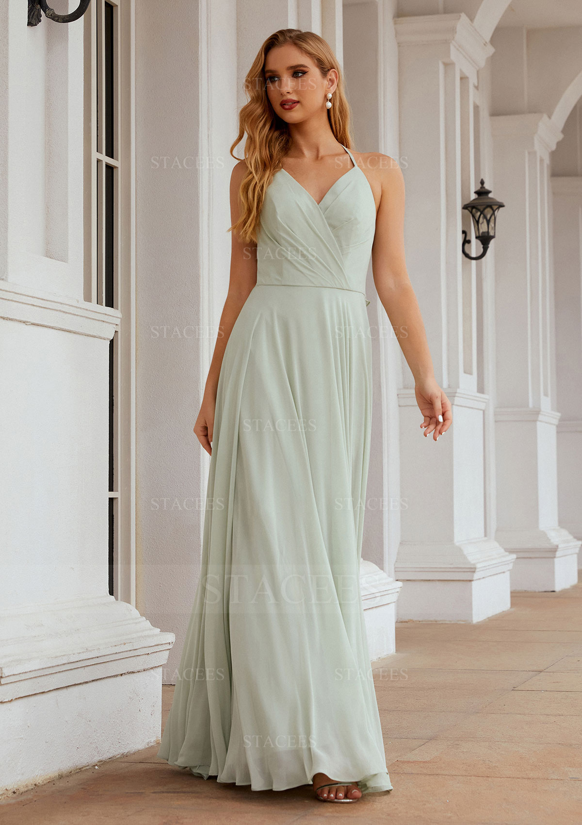 Vestido línea a cuello halter gasa hasta el suelo vestido de dama de honor