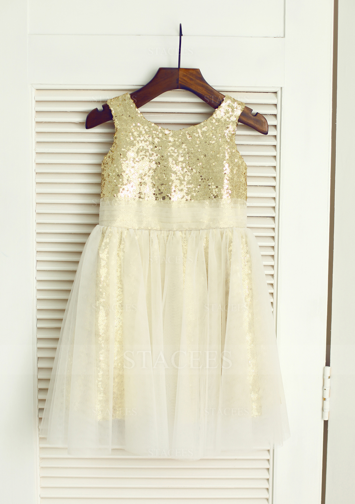 Sequined A-line Scoop Neck Tulle Flower Girl Dress Knee-Length