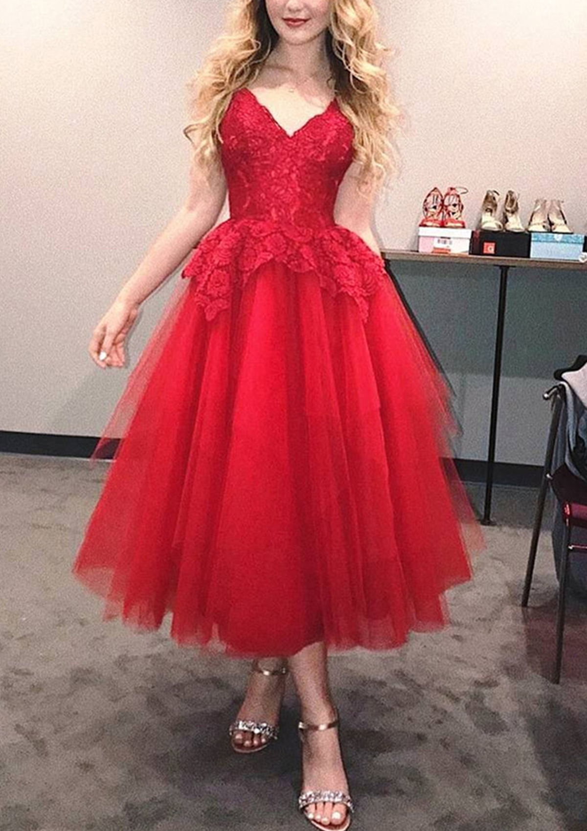 Red A-line Ball Gown Princess V Neck Sleeveless Lace Tulle Tea-Length Homecoming Dress - STACEES