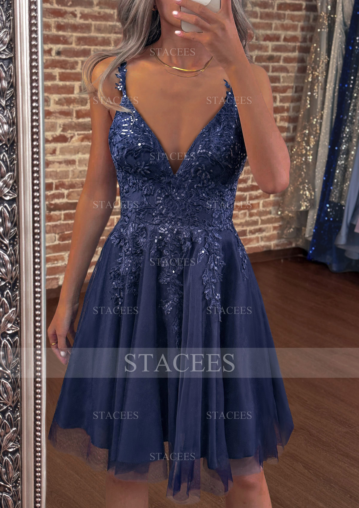Vestido línea a escote en v tul corto/mini vestido para homecoming