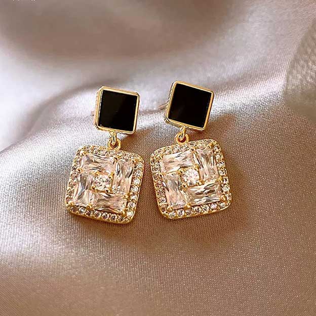 Exquis alliage boucles d'oreilles