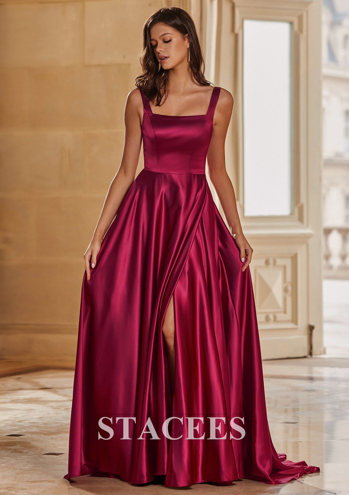 Bordeaux Trapèze carrée satin traîne balayage robe de bal  - STACEES