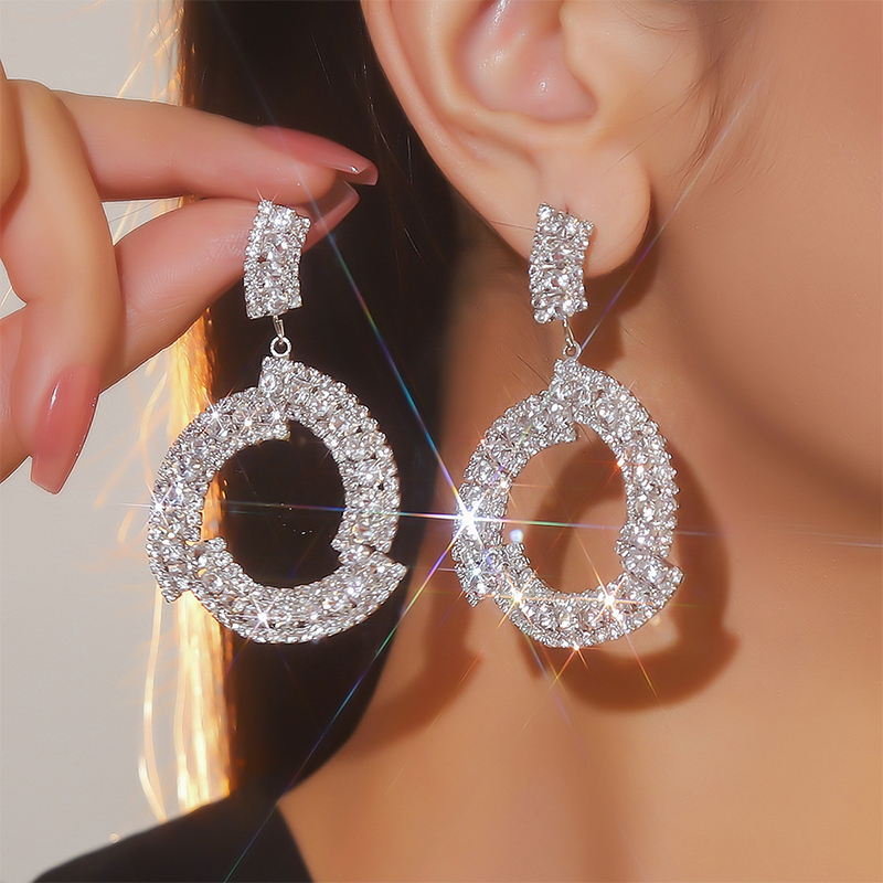 Pendientes encantadores de aleación con strass para novia diseño geométrico