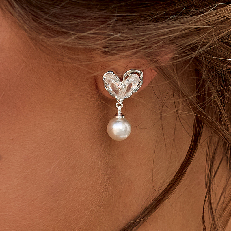 Pendientes atractivos bonitos de corazón de cobre y plata de ley 925 para mujer