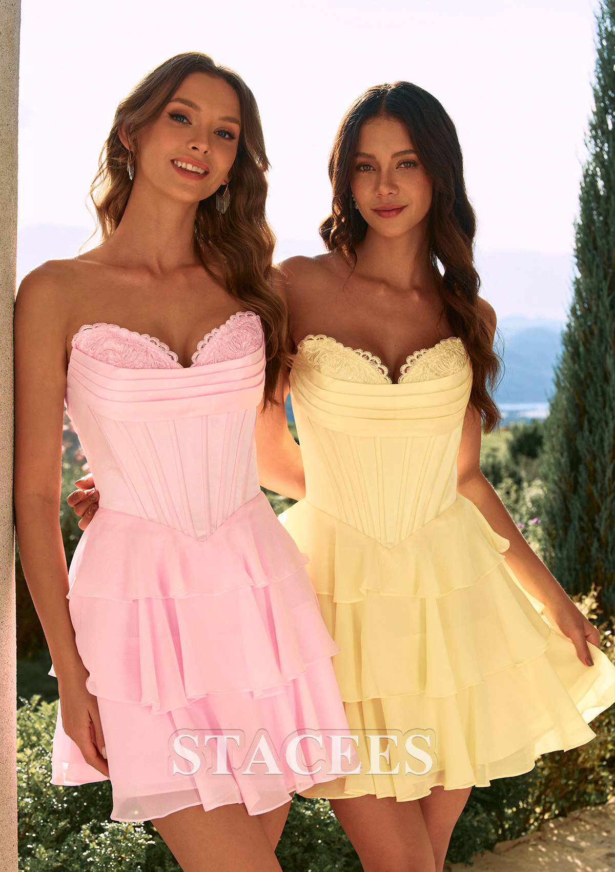 Rose Rougissant Trapèze col bénitier mousseline courte/mini robe de fête de la rentré avec appliqué volants - STACEES