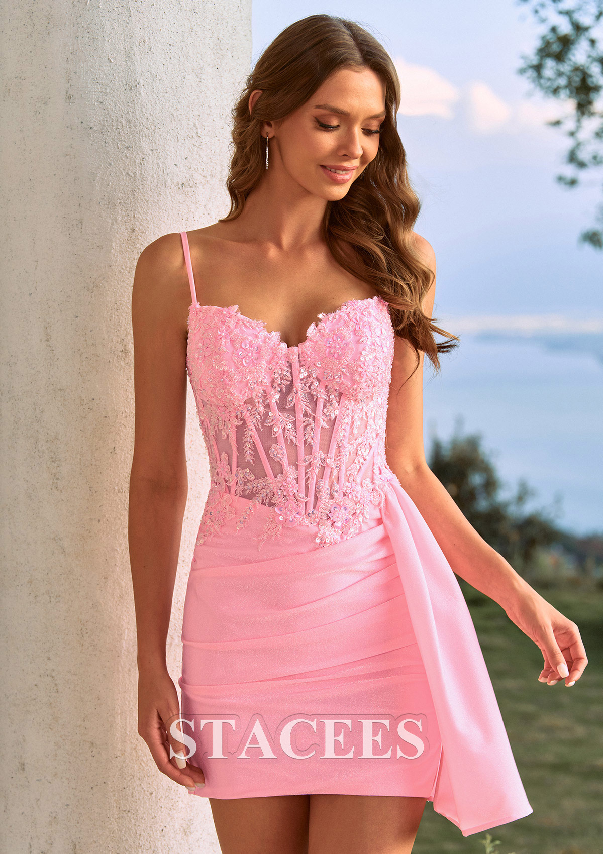 Rose Rougissant Fourreau col en v tricot courte/mini robe de fête de la rentré avec appliqué perles plissé - STACEES