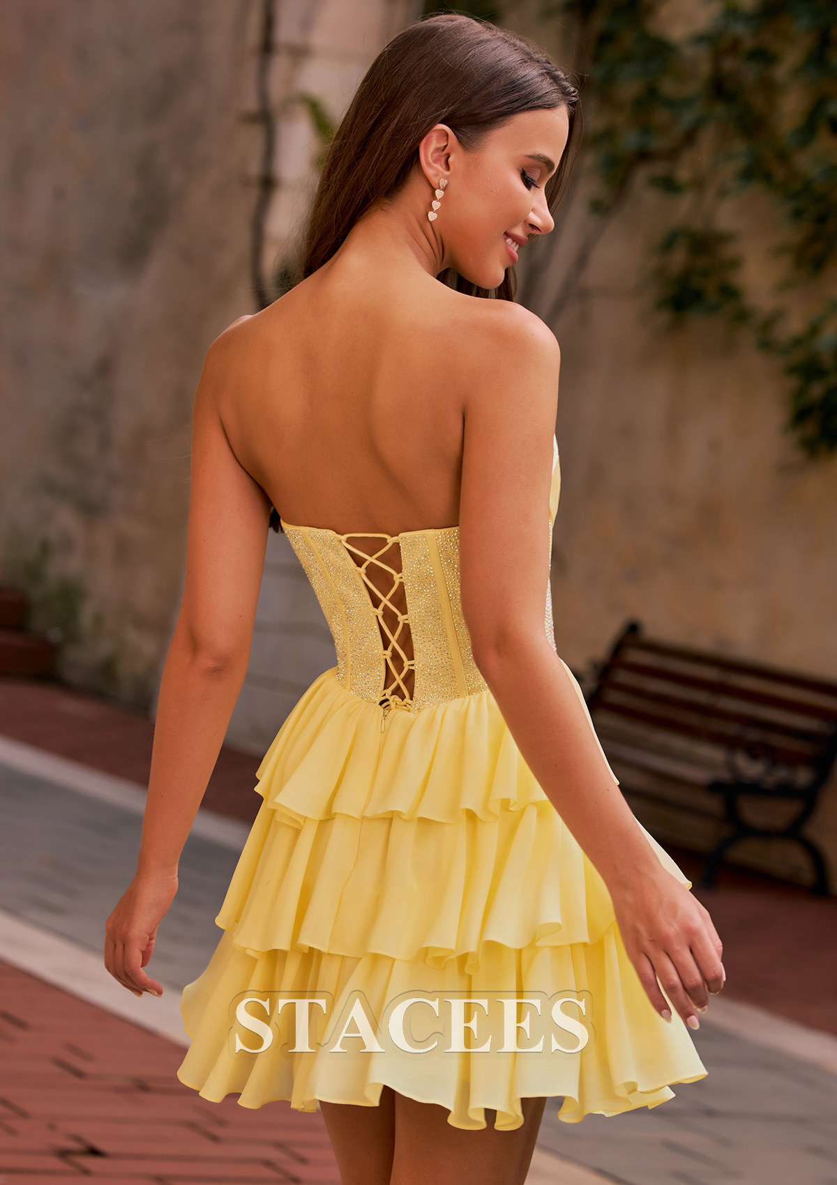 Jonquille Robe trapèze cache coeur mousseline courte/mini robe de fête de la rentrée avec perles volants - STACEES
