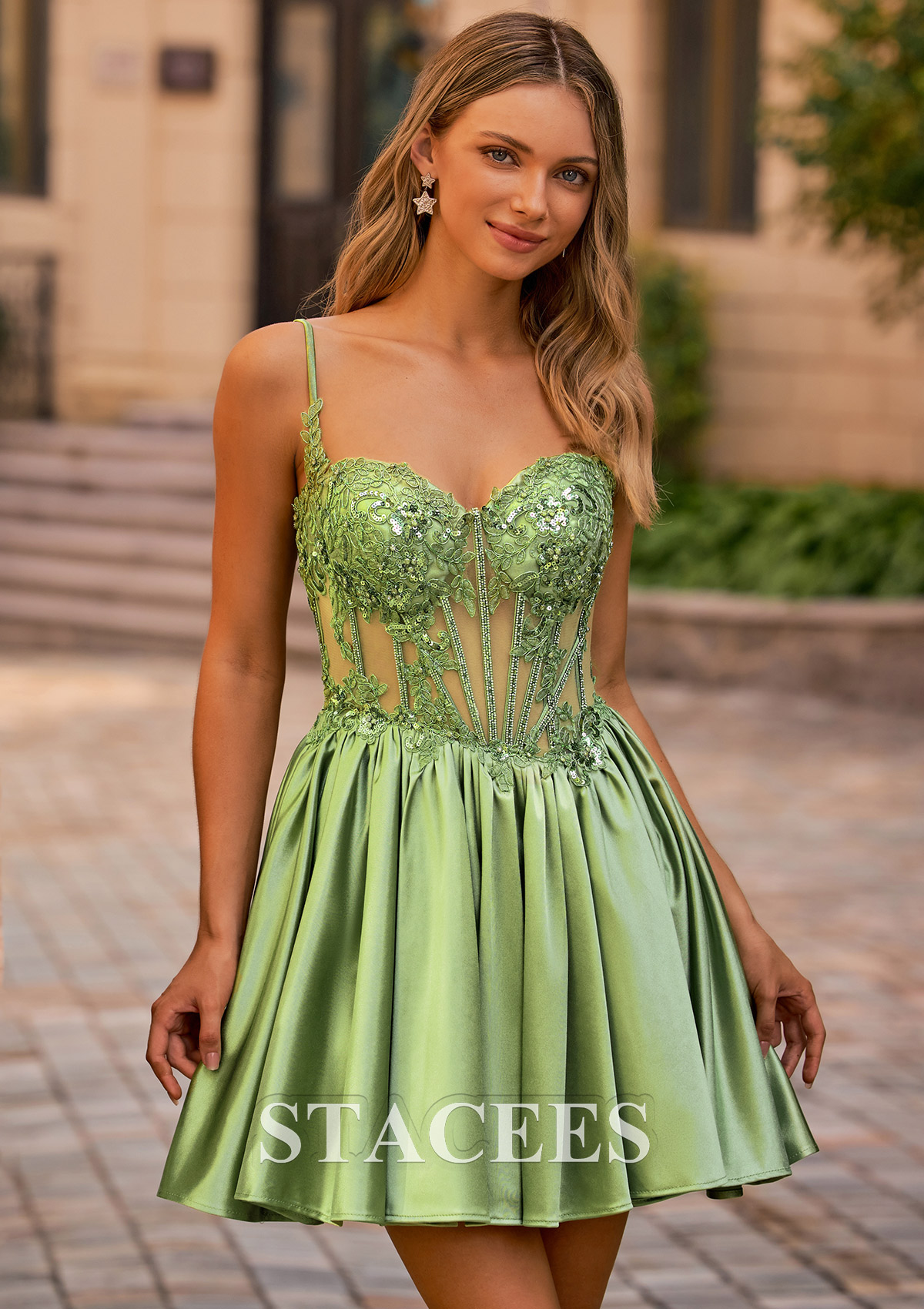 Céladon Robe trapèze cache coeur soie comme du satin courte/mini robe de fête de la rentré avec appliqué perles - STACEES
