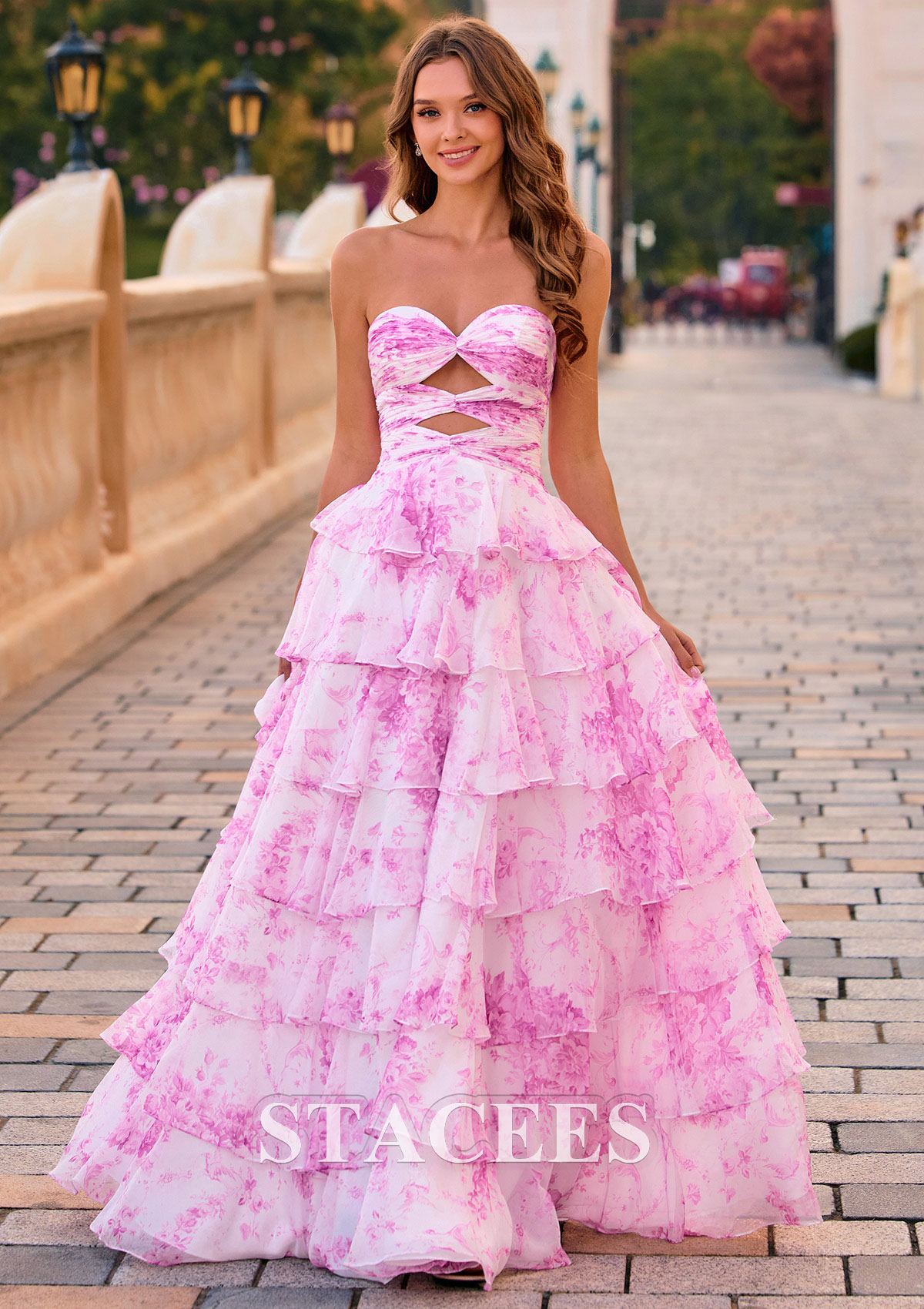 Floral rose bonbon Trapèze cache coeur mousseline longueur ras du sol robe de bal avec imprimé floral trou de serrure - STACEES