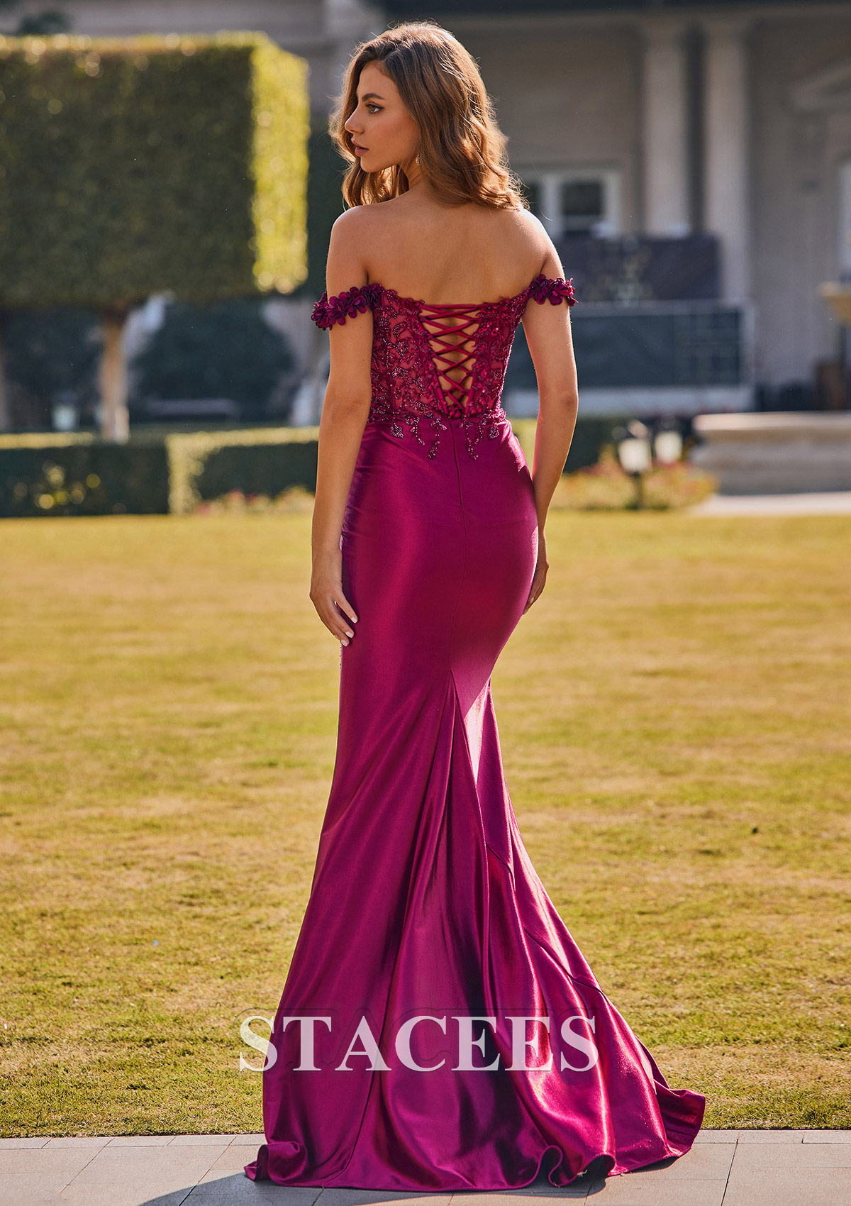 Bordeaux Trumpette/Sirène épaule dénudée soie comme du satin traîne balayage robe de bal  - STACEES