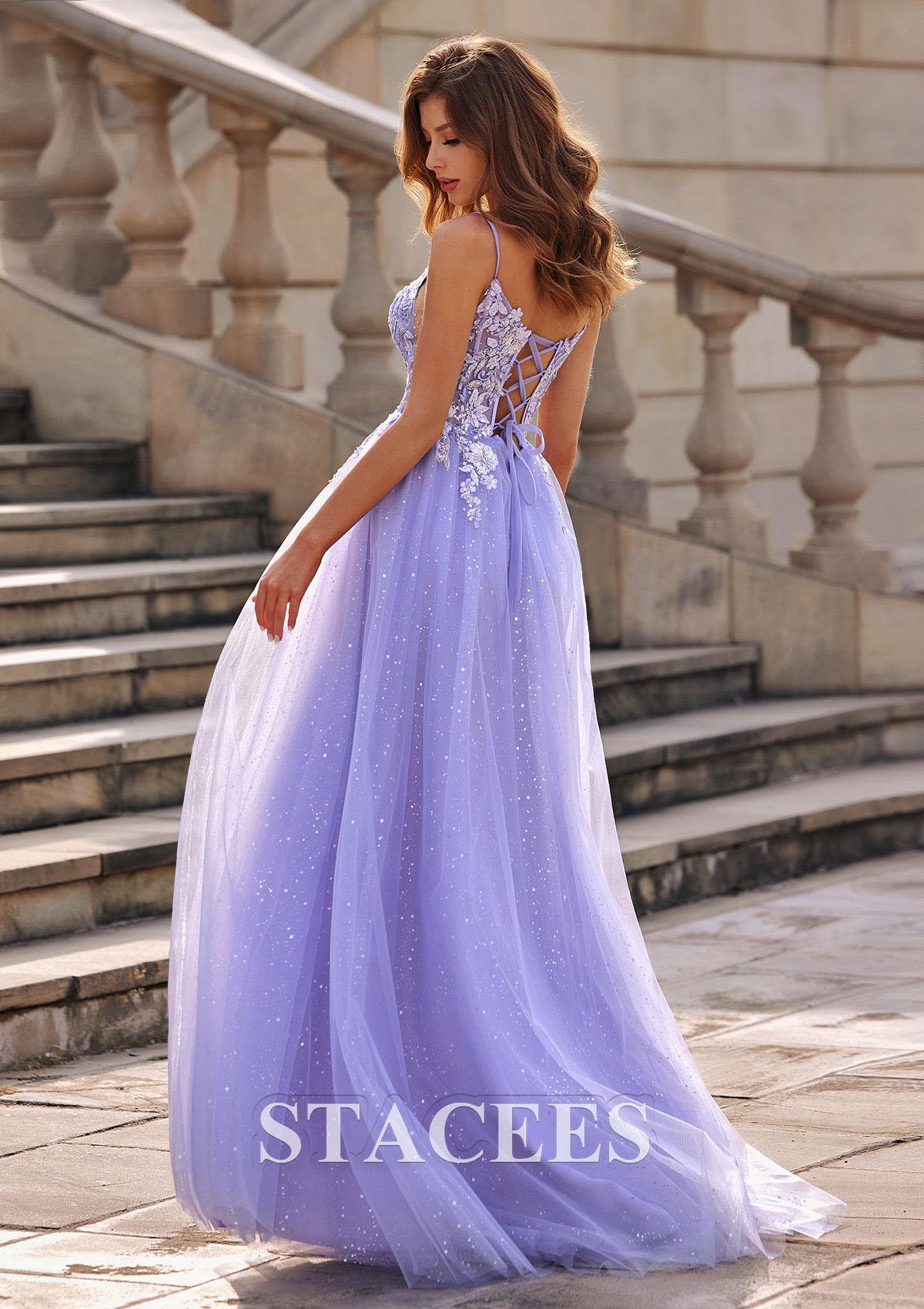 Lavande Trapèze col en v tulle traîne balayage robe de bal - STACEES