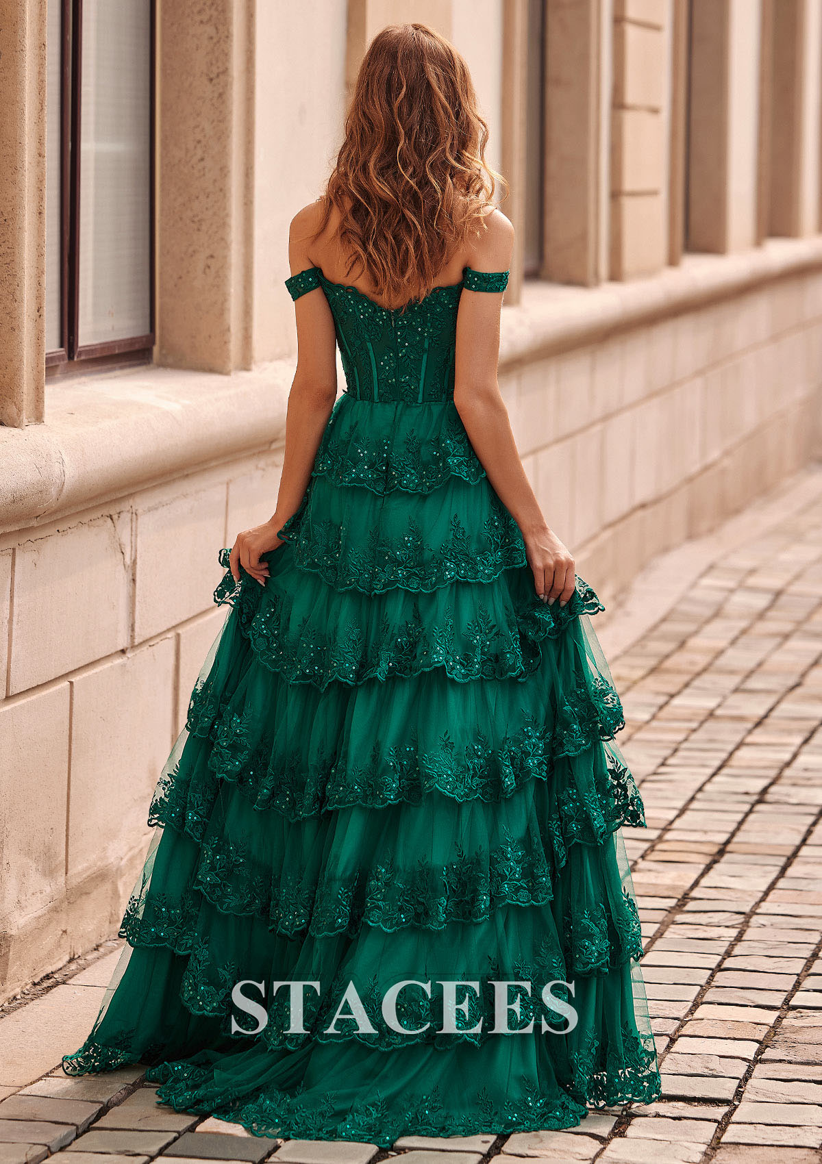Vert Foncé Trapèze épaule dénudée tulle traîne balayage robe de bal  - STACEES