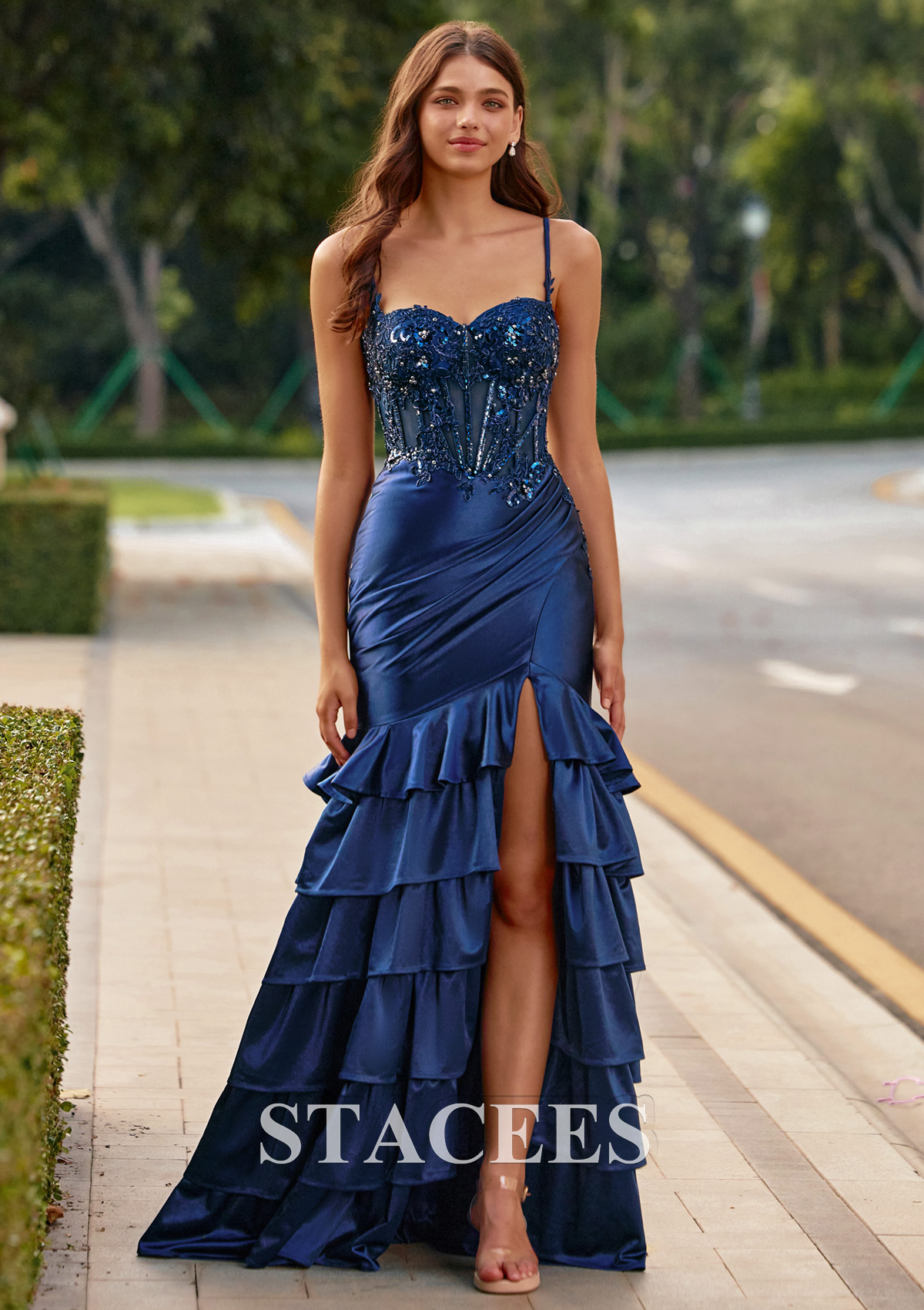 Bleu Marine Trumpette/Sirène cache coeur soie comme du satin traîne balayage robe de bal avec perles volants - STACEES